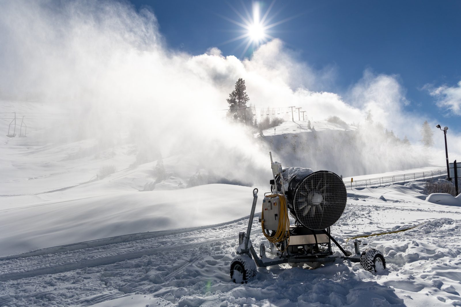 Snowmaking Early Nov 2022 - Photo By Luke Tokunaga