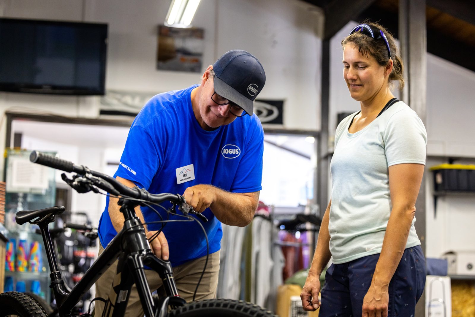 Employee Setting Up Rental Bike For Guest At Bogus Basin Summer 2022 Photo By Luke Tokunaga