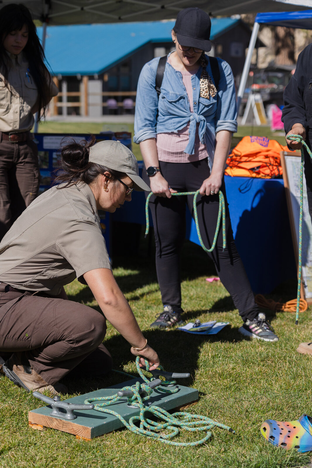 Forest Service Employee Showing Community Members How To Tie Boat Knots AtNational Public Lands Day Celebration Summer 2024 At Bogus Basin 09 2024 Photo By Cassidy Carter 1365x 2048